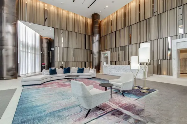 575 Bloor ST E #508, Toronto C08, ON M4W 0B2