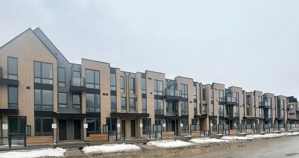 44 Turtle Island RD, Toronto C04, ON M6A 0G2