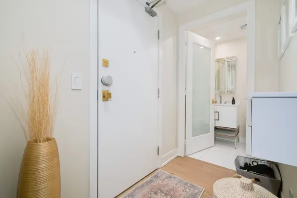 68 Merton ST #LPH03, Toronto C10, ON M4S 1A1