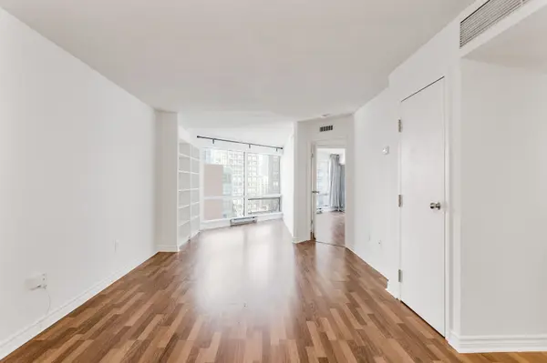 1001 Bay ST #1408, Toronto C01, ON M5S 3A6