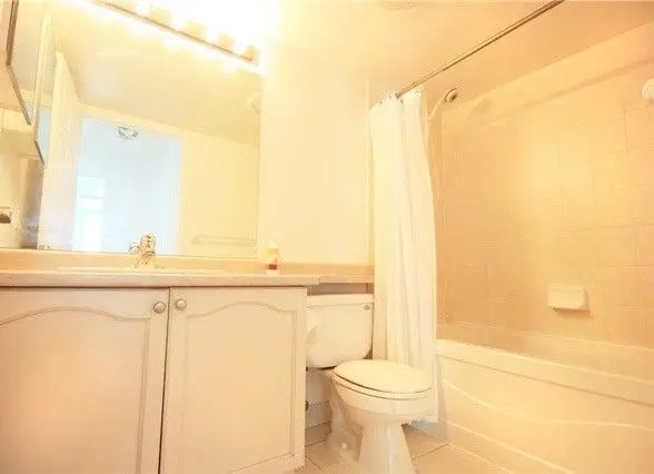 68 Grangeway AVE #1501, Toronto E09, ON M1H 0A1