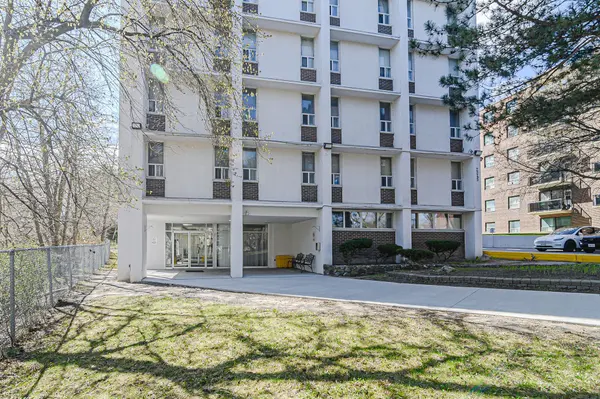 2245 Eglinton AVE E #605, Toronto E04, ON M1K 2N3