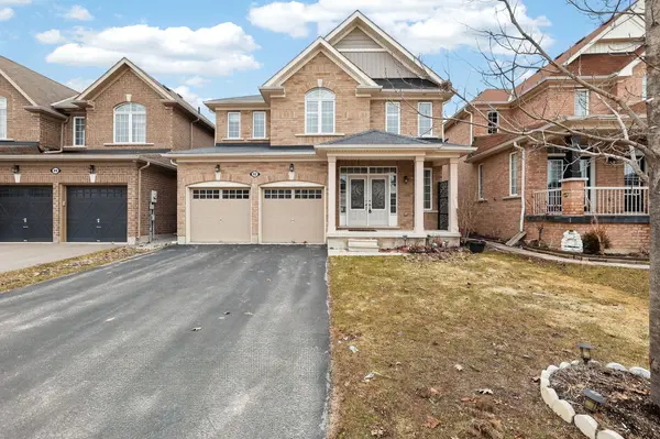 82 Lampkin ST, Georgina, ON L0E 1R0