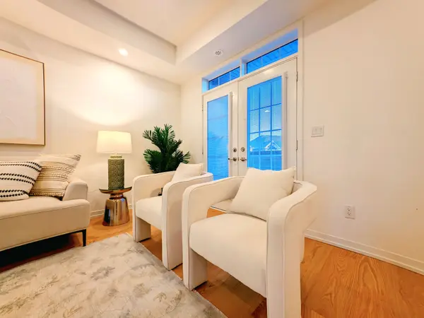 340 Clay Stones ST, Newmarket, ON L3X 0M1