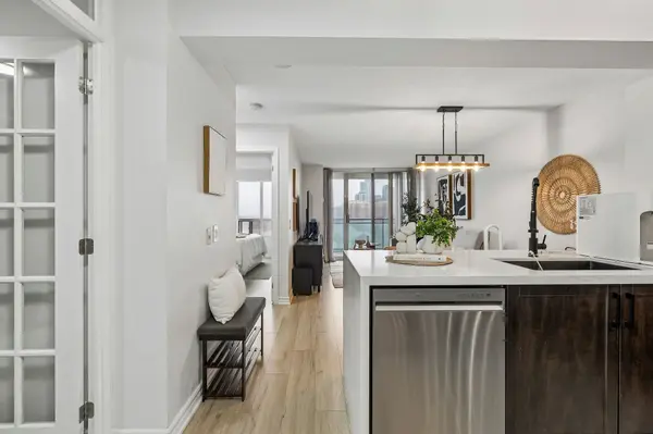 310 Red Maple RD #602, Richmond Hill, ON L4C 0T7