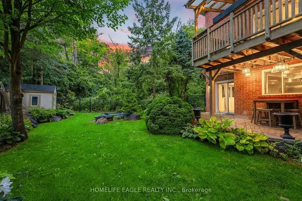 410 Clearmeadow BLVD #Upper, Newmarket, ON L3X 2C7