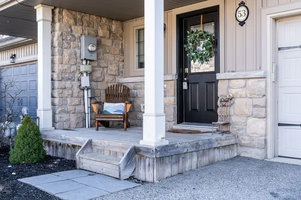 53 Barr ST, Collingwood, ON L9Y 0E7