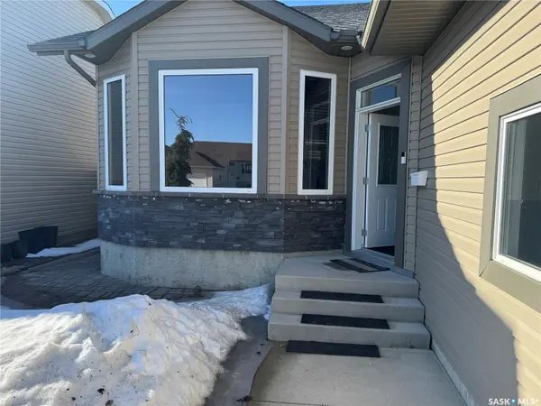 1118 Paton LANE, Saskatoon, SK S7W 0C1