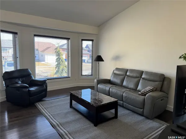 1118 Paton LANE, Saskatoon, SK S7W 0C1