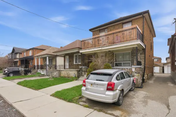 196 Livingstone AVE, Toronto W04, ON M6E 2M2