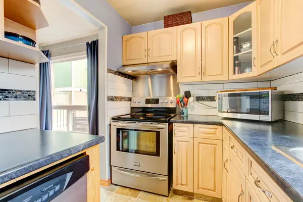 7 Hamlet CT, Brampton, ON L6S 1X5