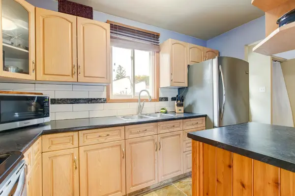 7 Hamlet CT, Brampton, ON L6S 1X5