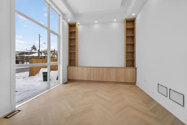 53 Celt AVE, Toronto W04, ON M6A 1H2