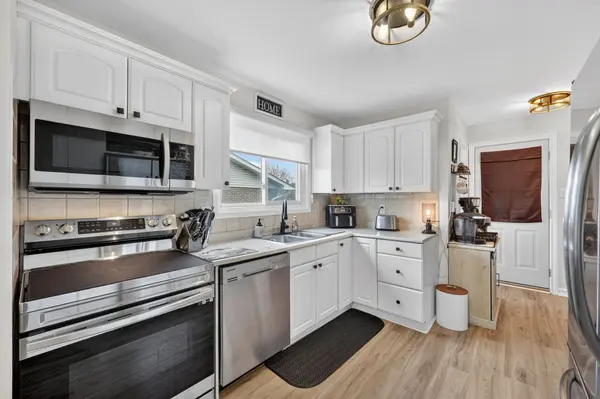 172 Ellwood DR E, Caledon, ON L7E 1Z1