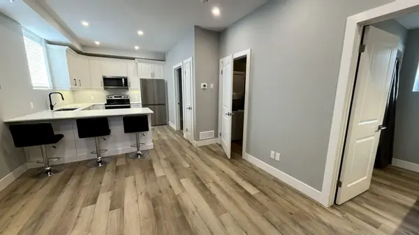 695 Hayball ST #2, Woodstock, ON N4S 4Z5