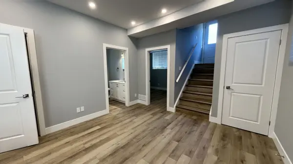 695 Hayball ST #2, Woodstock, ON N4S 4Z5