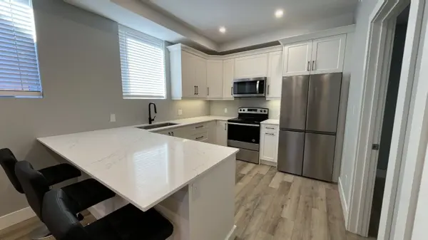 695 Hayball ST #2, Woodstock, ON N4S 4Z5