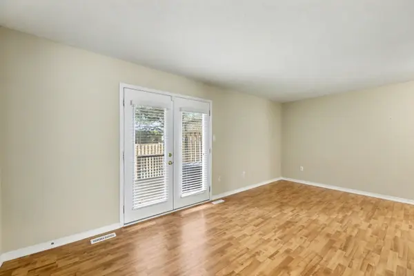 1535 Trossacks AVE #4, London North, ON N5X 4R1