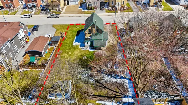 588 11th AVE, Hanover, ON N4N 2S6