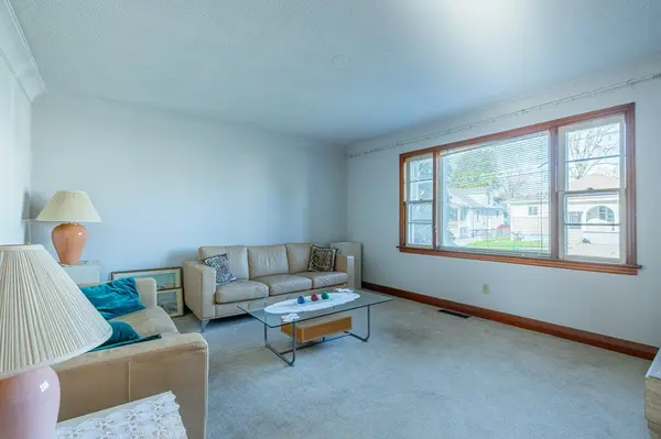 6532 MURRAY ST, Niagara Falls, ON L2G 2K7