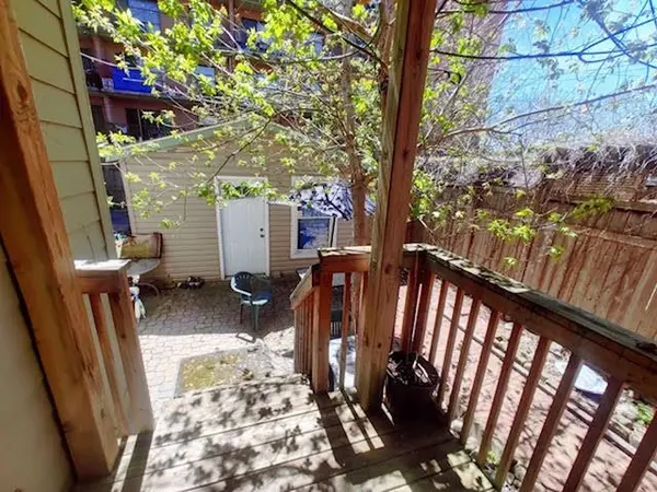 40 Ordnance ST, Kingston, ON K7K 1G4