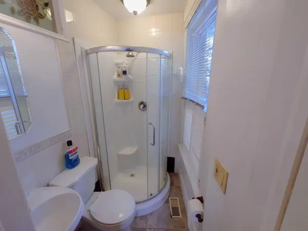 40 Ordnance ST, Kingston, ON K7K 1G4