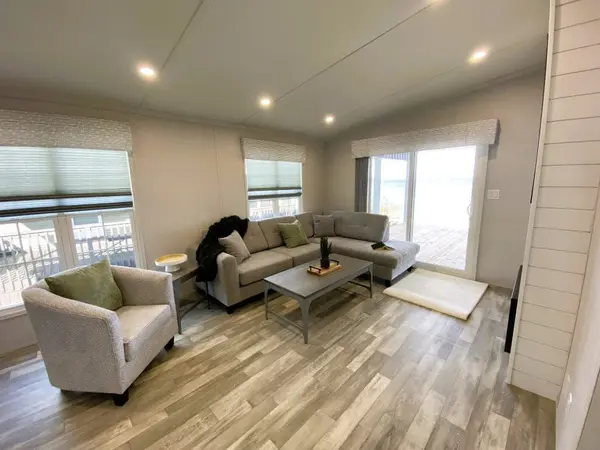 155 McCrearys Beach RD #LTL306, Drummond/north Elmsley, ON K7H 3C8