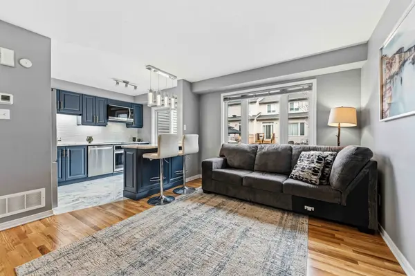 322 Copperfield CRES E, Barrhaven, ON K2J 0L2