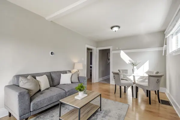 53 East 19th ST, Hamilton, ON L9A 4R9