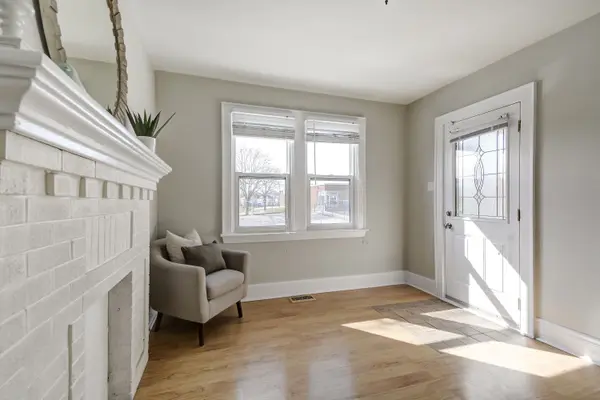 53 East 19th ST, Hamilton, ON L9A 4R9