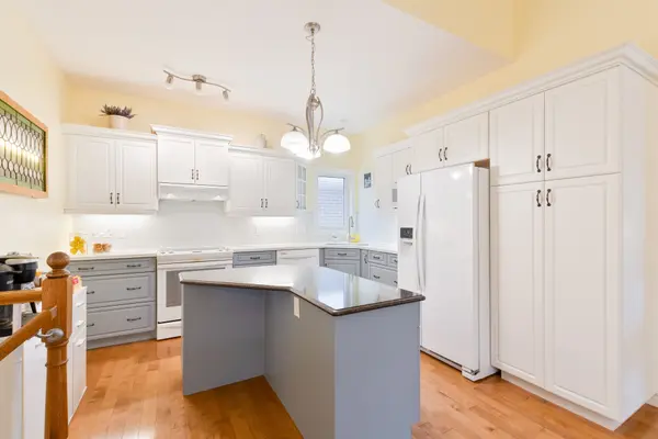 87 Pine Valley DR, St. Thomas, ON N5P 1E2