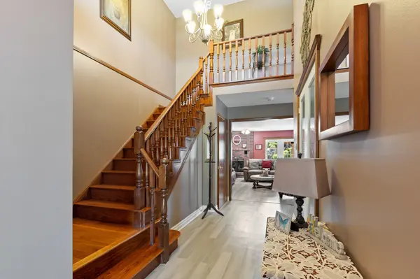 38 Capri ST, Thorold, ON L2V 4S8