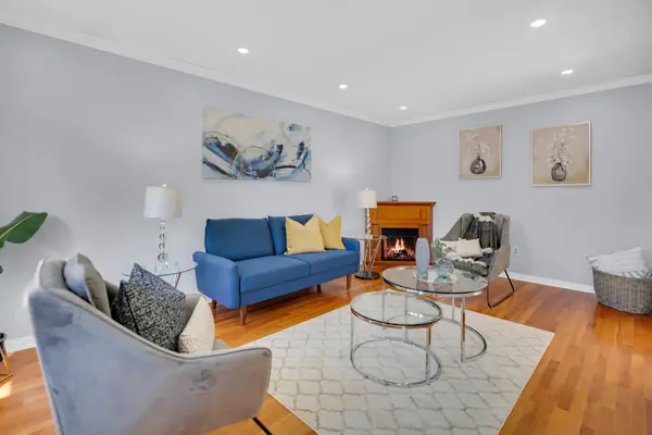 92 Ardsley RD, London North, ON N6G 3W4