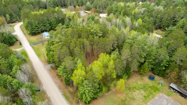 536 Pine ST, Greater Madawaska, ON K0J 2R0