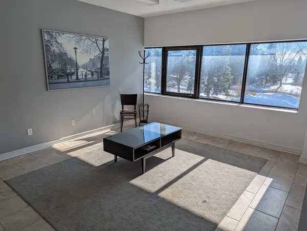 80 Terence Matthews CRES #200, Kanata, ON K2M 2B4