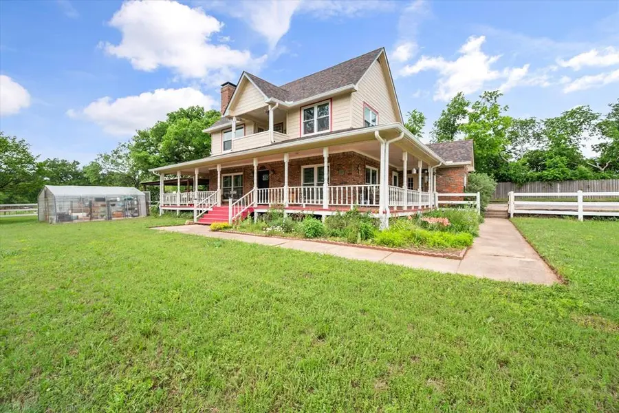 2 Carrol Price Court #A, Mansfield, TX 76063