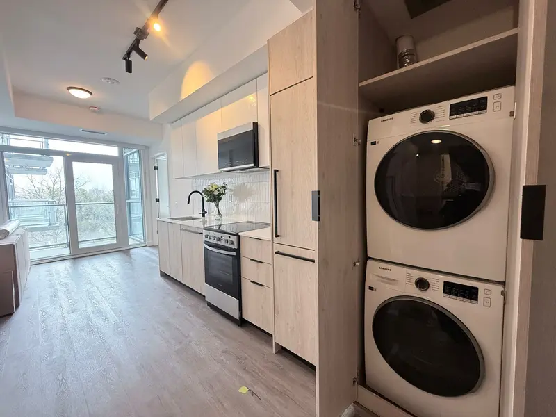 1635 Military TRL #429, Toronto E10, ON M1C 1B2