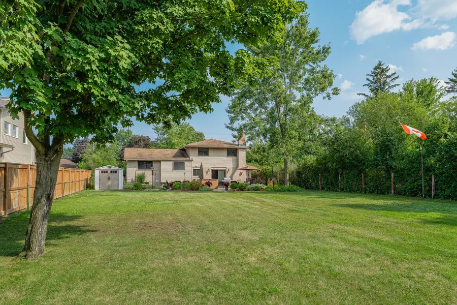 61 Bellevue ST, Guelph, ON N1G 1E9