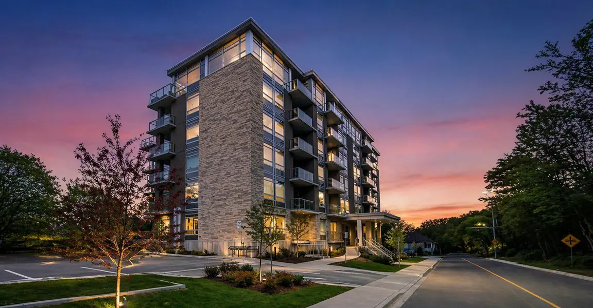 479 Charlton AVE E #106, Hamilton, ON L8N 0B4