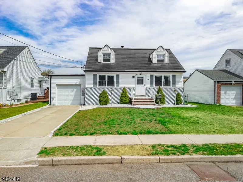 40 South Dr, Rochelle Park Twp., NJ 07662