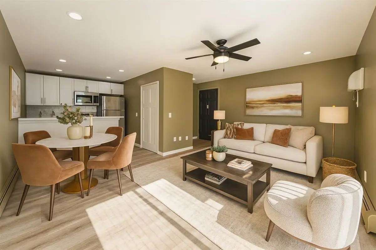 1021 Centre ST, Traverse City, MI 49686