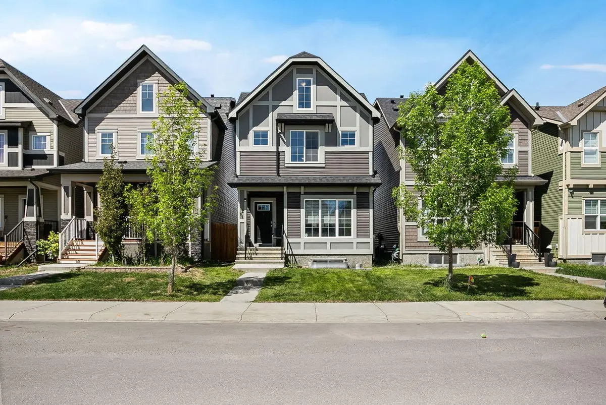 254 Walgrove TER SE, Calgary, AB T2X4E7