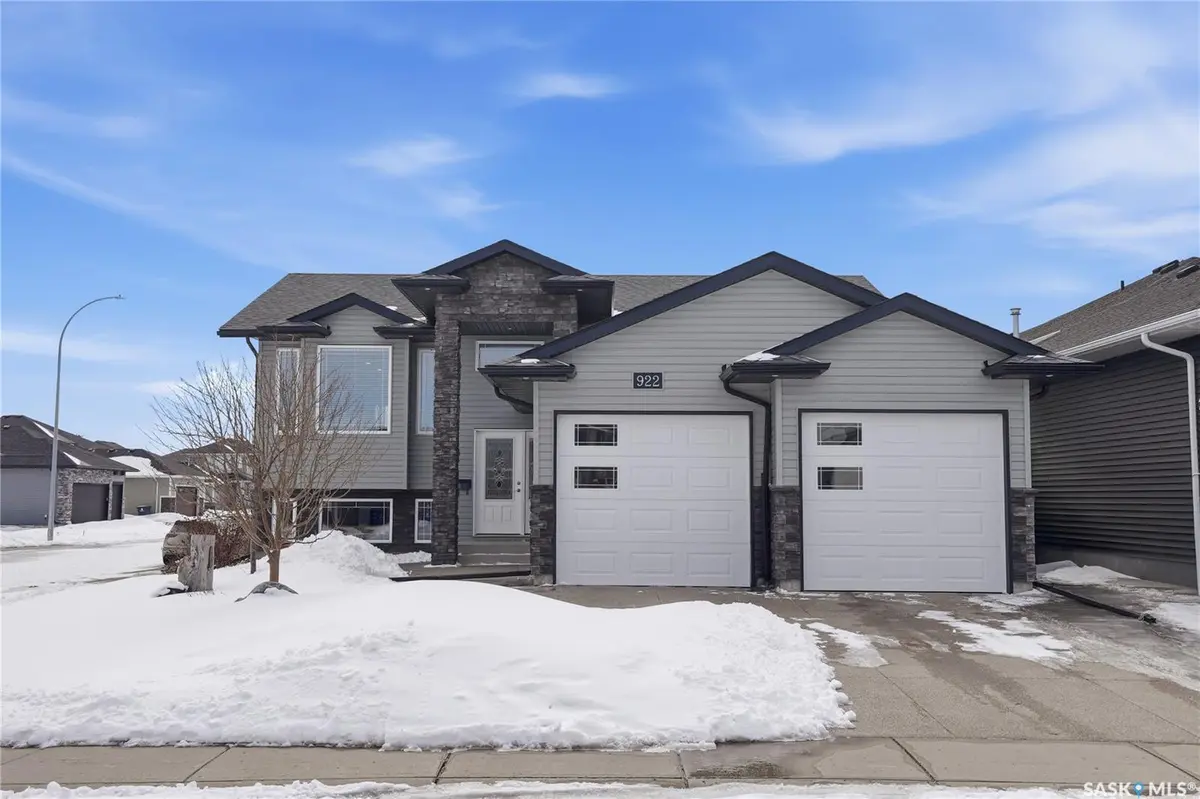 922 Salmon WAY, Martensville, SK S0K 2T1