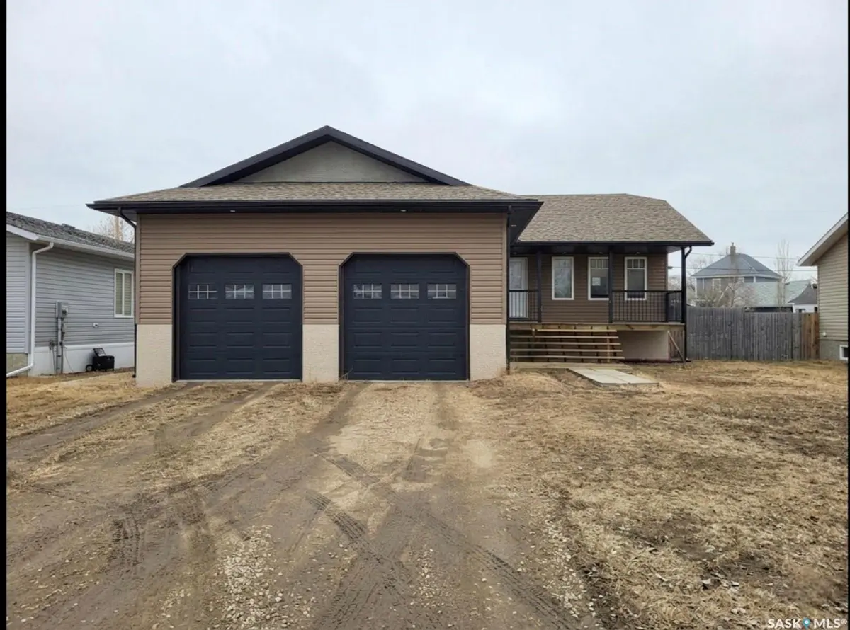 214 5th STREET, Milestone, SK S0G 3L0