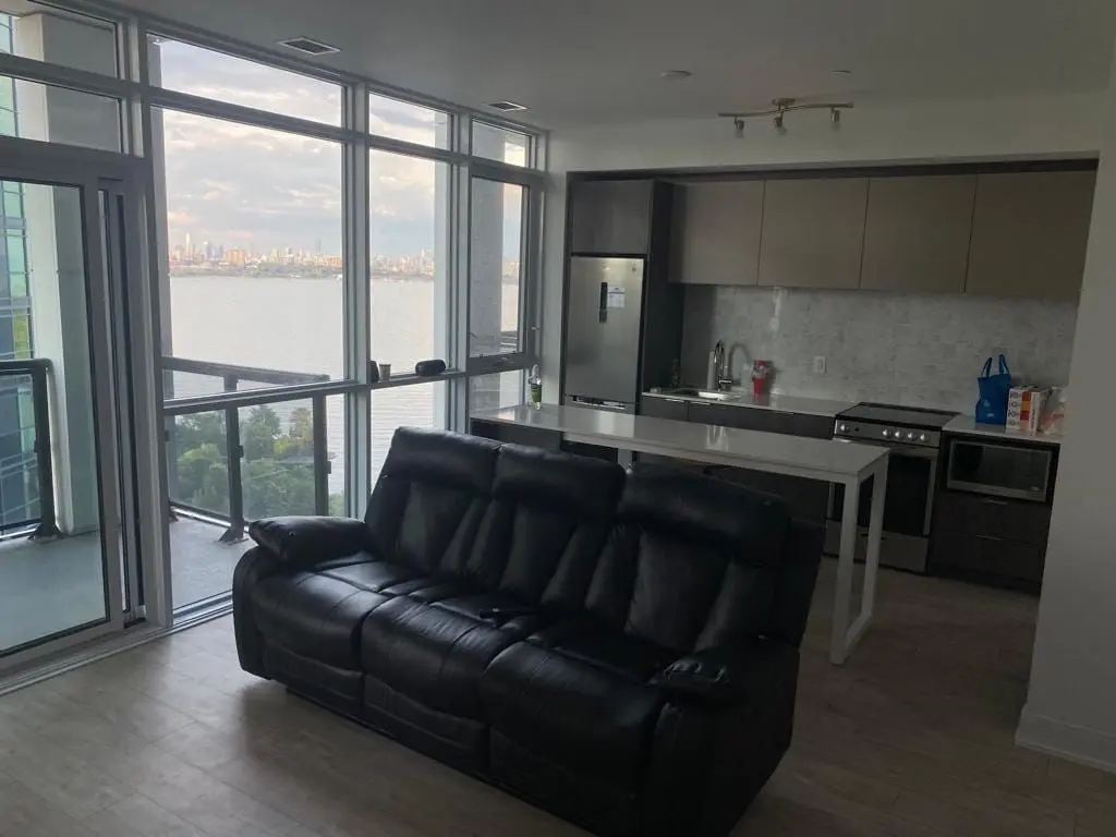 65 Annie Craig DR #1107, Toronto W06, ON M8V 0G8