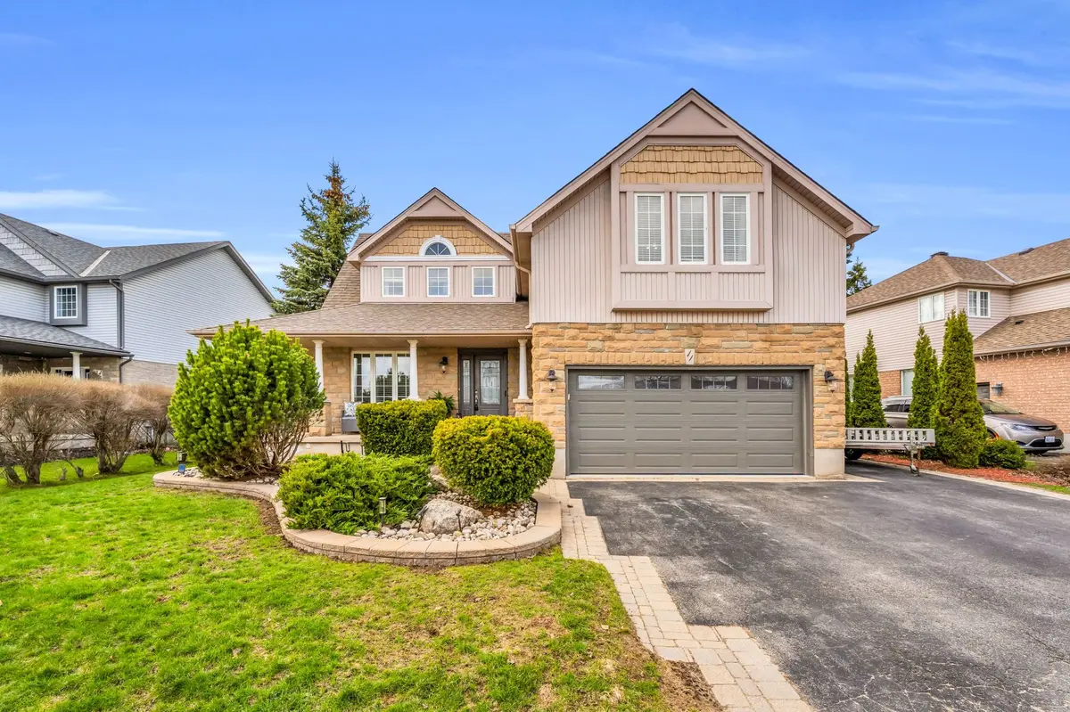 11 Chapman RD, Orangeville, ON L9W 5C7