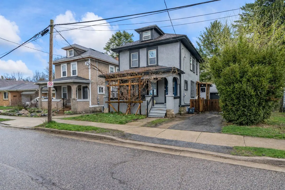 41 GUNN ST, London North, ON N6G 1C6