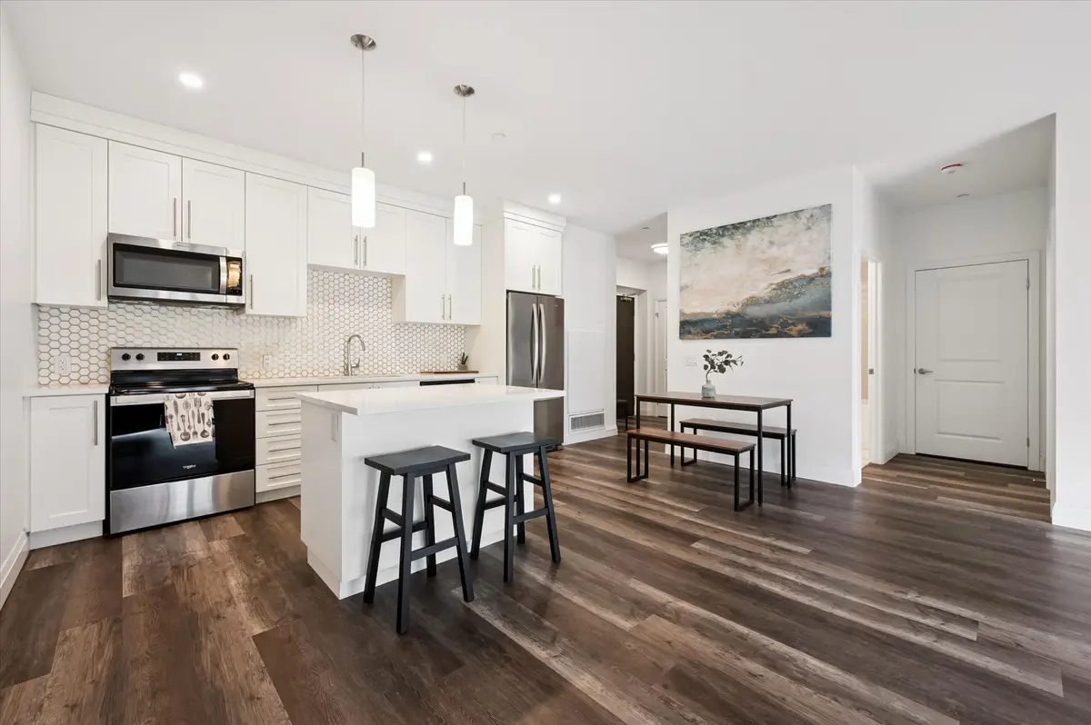 332 Gosling GDNS #110, Guelph, ON N1L 0P8