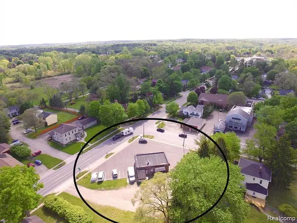 509 E MAIN ST, Pinckney Vlg, MI 48169