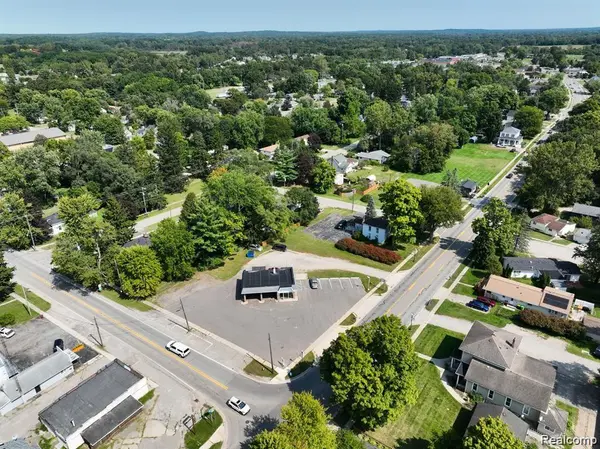 509 E MAIN ST, Pinckney Vlg, MI 48169